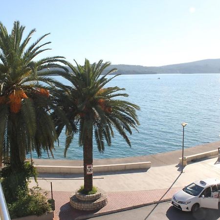 Chic Apartment In The City Center By The Sea Tivat Exterior photo